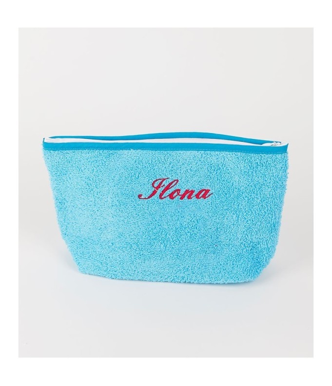 Cadeau naissance: peignoir, bavoir, trousse et...