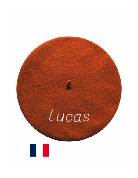 Béret Basque orange personnalisé – fabrication à Bayonne, broderie à Ossès