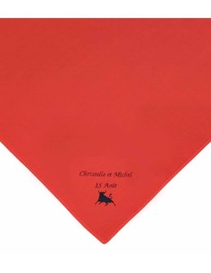 Foulard rouge Taureau 2 personnalisé par broderie