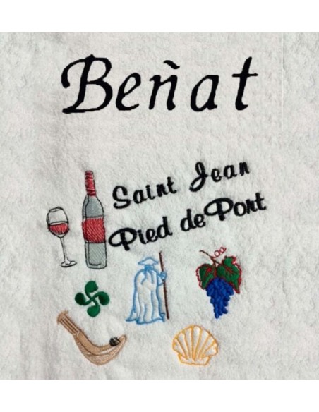 Drap de bain personnalisé prénom – motif Saint Jean Pied De Port brodé