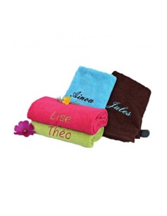 Serviette de bain personnalisée 50x100 – prénom brodé